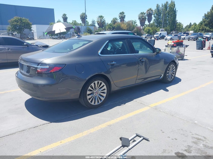 2011 Saab 9-5 VIN YS3GN4AR9B4002273 IAAI salvage auction — SIDE, Salvage (California), sold $700 on 2026-07-29 (photo 4)