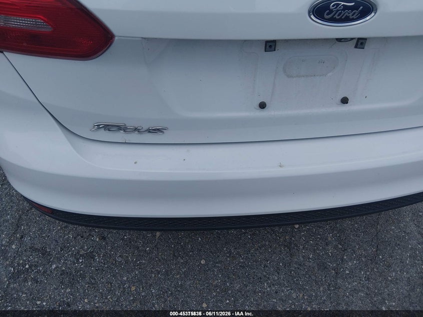 2018 Ford Focus VIN 1FADP3F2XJL328782 IAAI salvage auction — NORMAL WEAR, Sf97 (Maryland), sold $7,300 on 2026-08-18 (photo 6)