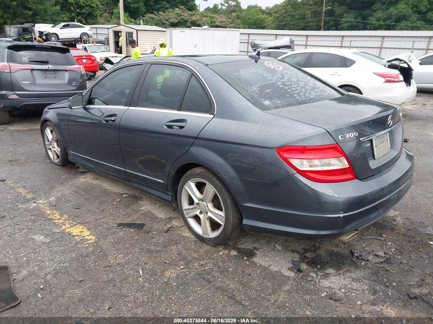 2011 Mercedes-benz C-klasse VIN WDDGF8BB8BR175742 IAAI salvage auction — FRONT END, Salvage (Georgia), sold $375 on 2026-08-12 (photo 3)