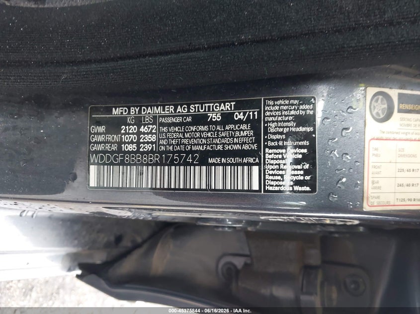 2011 Mercedes-benz C-klasse VIN WDDGF8BB8BR175742 IAAI salvage auction — FRONT END, Salvage (Georgia), sold $375 on 2026-08-12 (photo 9)