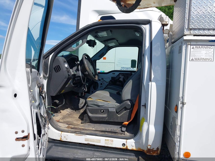 2014 Ford F-450 VIN 1FDUF4GT6EEA94513 IAAI salvage auction — RIGHT SIDE, Clear (New York), sold $650 on 2026-07-09 (photo 6)