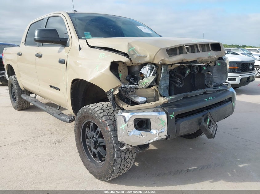 2017 Toyota Tundra VIN 5TFDW5F19HX630776 IAAI salvage auction — FRONT END, Original (Texas), sold $12,700 on 2026-07-27 (photo 6)