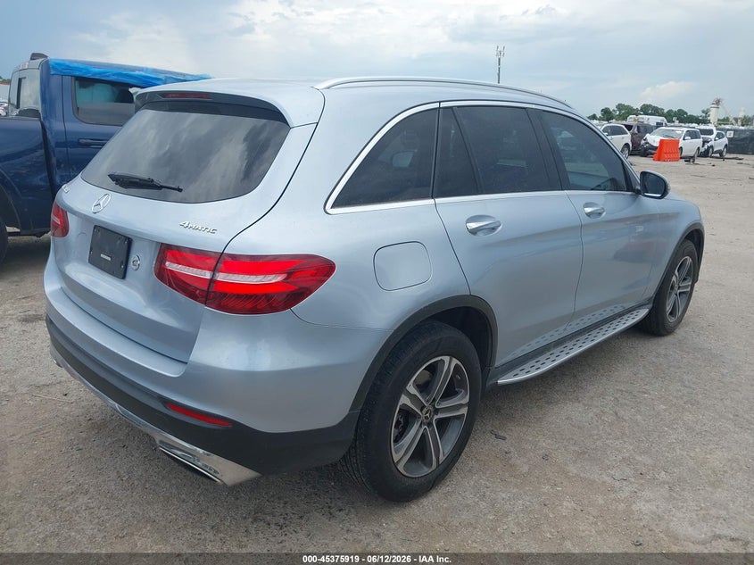 2017 Mercedes-benz Glc VIN WDC0G4KB2HF237156 IAAI salvage auction — LEFT FRONT, Salvage (Texas), sold $8,850 on 2026-07-14 (photo 4)