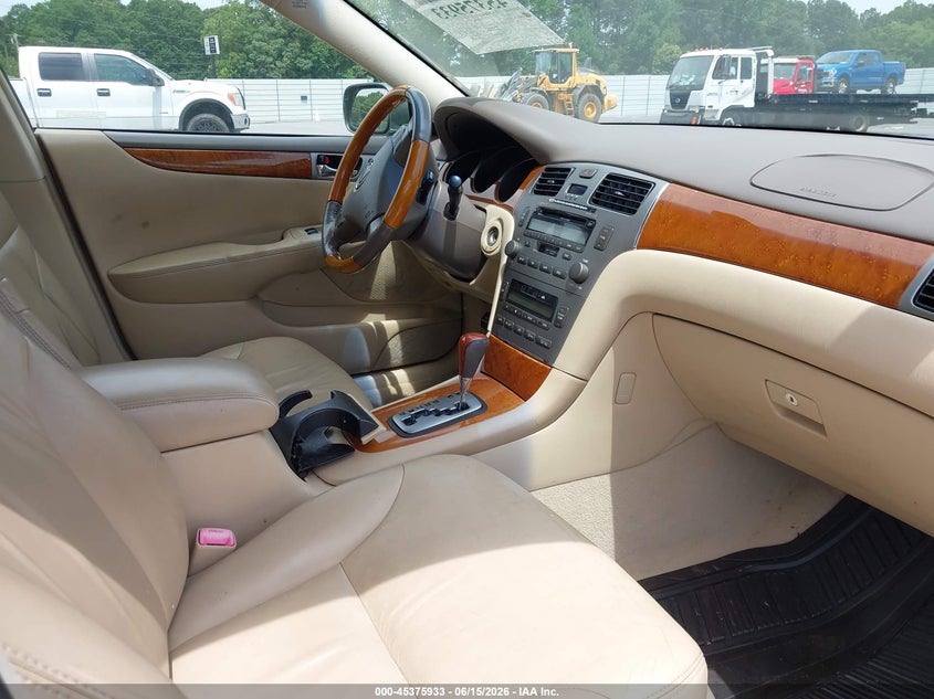 2005 Lexus VIN JTHBA30G255130942 IAAI salvage auction — NORMAL WEAR, Repossession Paperwork (Georgia), sold $2,125 on 2026-07-08 (photo 5)