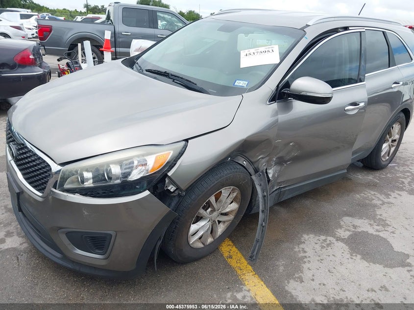 2016 Kia Sorento VIN 5XYPG4A37GG101065 IAAI salvage auction — LEFT FRONT, Salvage (Texas), sold $925 on 2026-07-17 (photo 6)