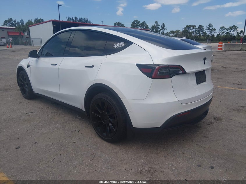 2022 Tesla Model y VIN 7SAYGDEE8NF481668 IAAI salvage auction — RIGHT SIDE, Rebuildable (Florida), sold $8,200 on 2026-07-30 (photo 3)