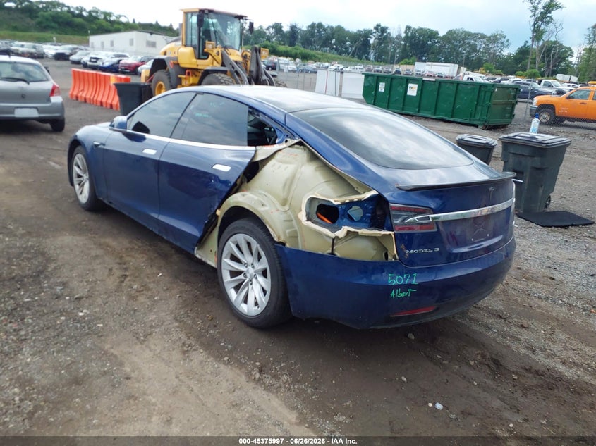 2018 Tesla Model s VIN 5YJSA1E27JF265071 IAAI salvage auction — REAR END, Mv-907A (New York), sold $7,800 on 2026-07-10 (photo 3)