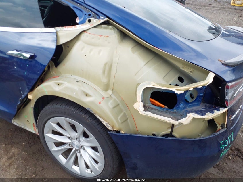 2018 Tesla Model s VIN 5YJSA1E27JF265071 IAAI salvage auction — REAR END, Mv-907A (New York), sold $7,800 on 2026-07-10 (photo 6)