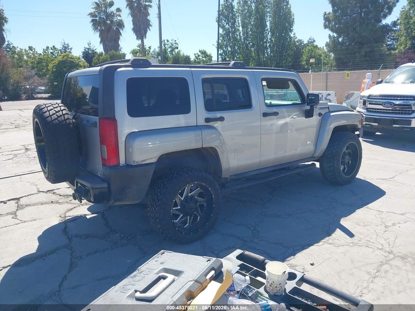 2007 Hummer H3 VIN 5GTDN13E878105681 IAAI salvage auction — NORMAL WEAR, Clear - Dealer Only (California), sold $825 on 2026-07-29 (photo 4)