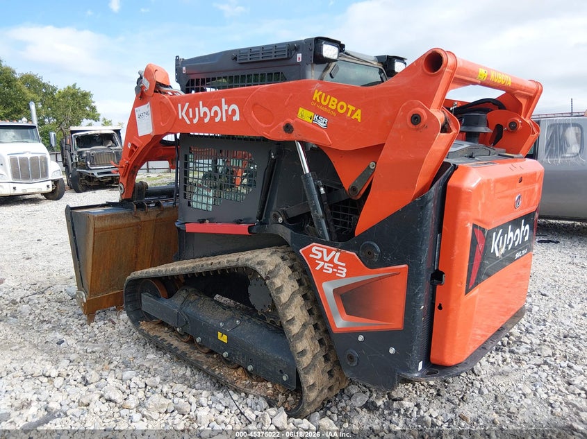2025 Kubota Svl75-3hfwvr VIN KBCZ053CCS1J46362 IAAI salvage auction — ROLLOVER, Bill Of Sale (Arkansas), sold $42,250 on 2026-08-27 (photo 3)