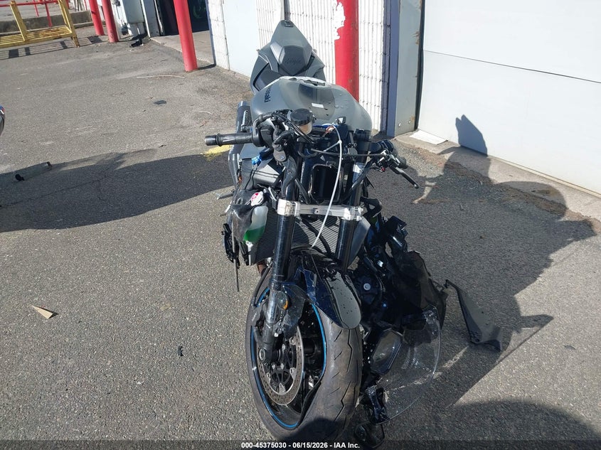 2025 Kawasaki Zx VIN JKBZXJJ18SA030138 IAAI salvage auction — FRONT END, Mv-907A (New York), sold $75 on 2026-07-08 (photo 5)