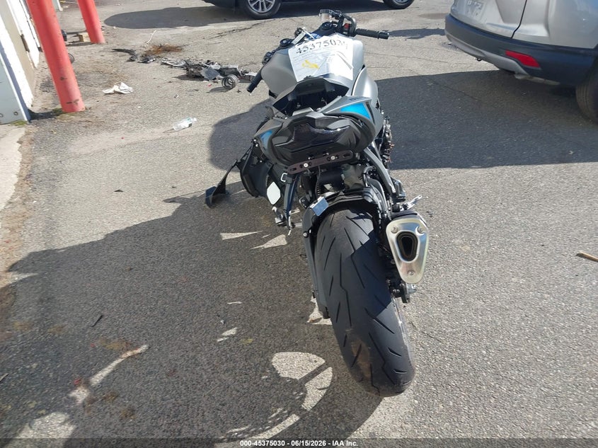2025 Kawasaki Zx VIN JKBZXJJ18SA030138 IAAI salvage auction — FRONT END, Mv-907A (New York), sold $75 on 2026-07-08 (photo 6)