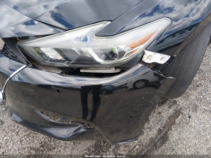 2017 Nissan Maxima VIN 1N4AA6AP7HC382222 IAAI salvage auction — UNKNOWN, Salvage - Greater Than 75% (Maryland), sold $1,200 on 2026-08-01 (photo 6)
