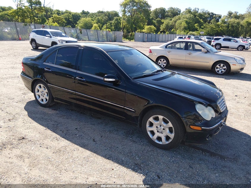 2006 Mercedes-benz C class VIN WDBRF92H96F762566 IAAI salvage auction — NORMAL WEAR, Clear (New Jersey), sold $425 on 2026-07-14 (photo 1)