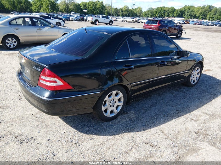 2006 Mercedes-benz C class VIN WDBRF92H96F762566 IAAI salvage auction — NORMAL WEAR, Clear (New Jersey), sold $425 on 2026-07-14 (photo 4)