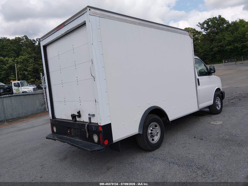 2016 Chevrolet Express 2500 VIN 1GB0GRFF1G1274733 IAAI salvage auction — NORMAL WEAR, Sf97 (Maryland), sold $8,800 on 2026-08-18 (photo 4)
