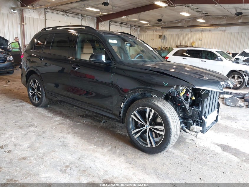 2026 BMW X7 VIN 5UX23EM05T9330609 IAAI salvage auction — FRONT END, Clear (Michigan), sold $50,750 on 2026-07-06 (photo 1)