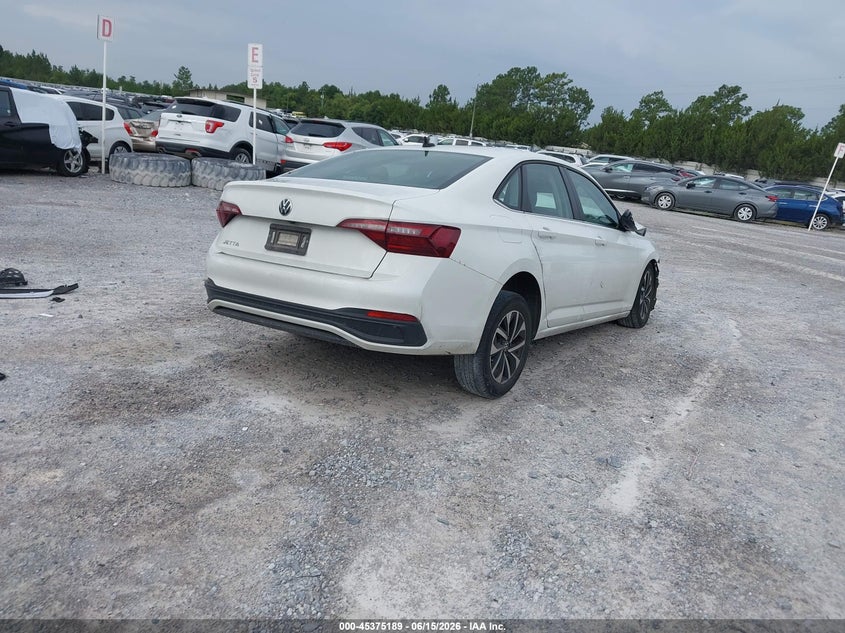 2024 Volkswagen Jetta VIN 3VW5M7BU1RM035026 IAAI salvage auction — FRONT END, Salvage Title, sold $700 on 2026-07-23 (photo 4)
