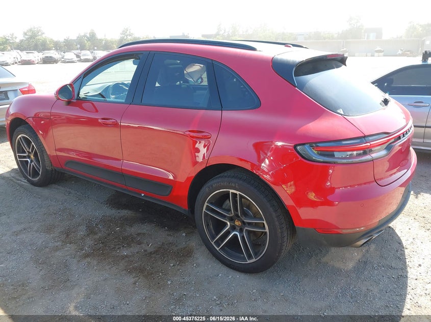 2021 Porsche Macan VIN WP1AB2A55MLB38012 IAAI salvage auction — RIGHT SIDE, Salvage (California), sold $17,050 on 2026-07-13 (photo 3)