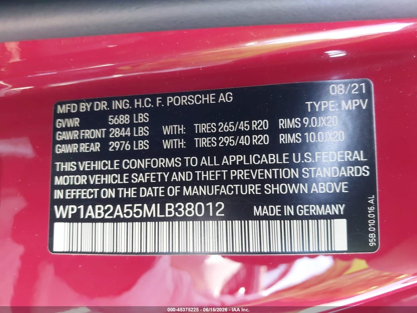 2021 Porsche Macan VIN WP1AB2A55MLB38012 IAAI salvage auction — RIGHT SIDE, Salvage (California), sold $17,050 on 2026-07-13 (photo 9)