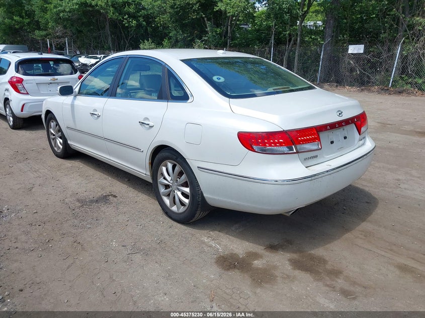 2008 Hyundai Azera VIN KMHFC46F28A310754 IAAI salvage auction — FRONT END, Salvage (Rhode Island), sold $25 on 2026-07-28 (photo 3)