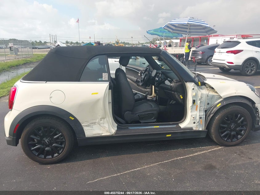 2023 Mini Convertible VIN WMW23DL0XP3P61790 IAAI salvage auction — RIGHT SIDE, Rebuildable (Florida), sold $10,400 on 2026-07-23 (photo 6)