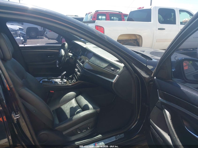 2012 BMW 5er VIN WBAFU7C51CDU61944 IAAI salvage auction — REPOSSESSION, Salvage Title, sold $550 on 2026-07-21 (photo 5)