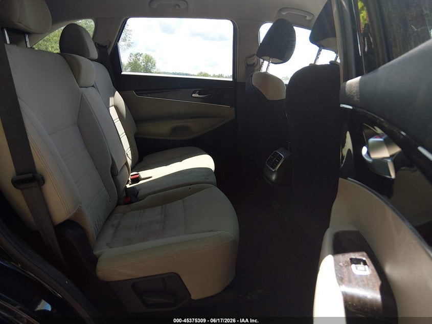 2019 Kia Sorento VIN 5XYPGDA33KG460163 IAAI salvage auction — REAR END, Salvage (Massachusetts), sold $1,900 on 2026-07-23 (photo 8)