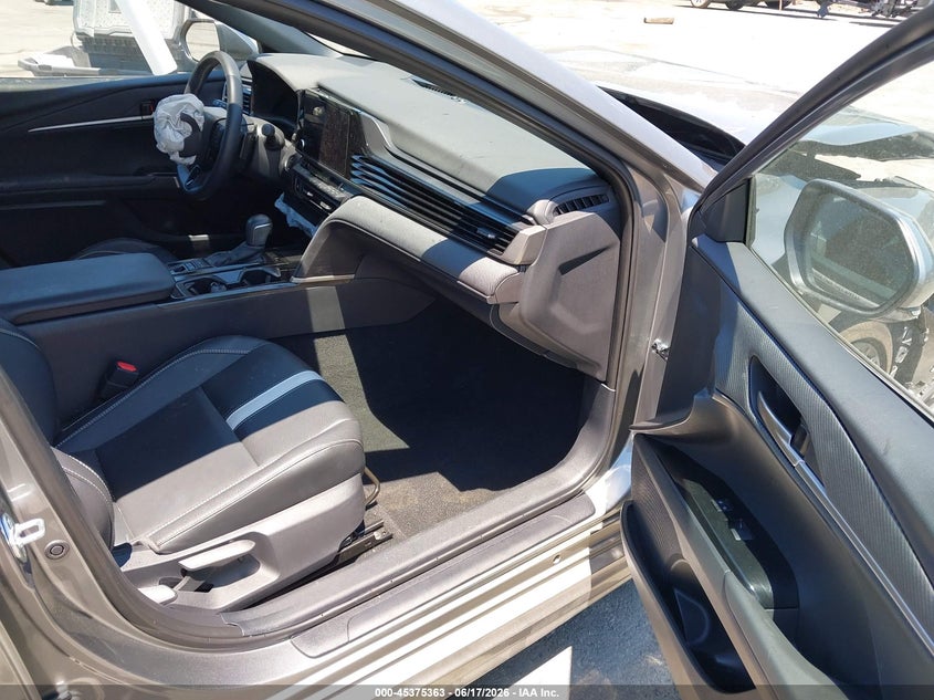 2025 Toyota Camry VIN 4T1DAACK1SU587995 IAAI salvage auction — FRONT END, Salvage Title, sold $7,900 on 2026-07-29 (photo 5)