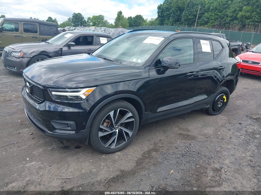 2019 Volvo Xc40 VIN YV4162UM0K2085860 IAAI salvage auction — FRONT END, Salvage (Pennsylvania), sold $8,300 on 2026-07-21 (photo 2)