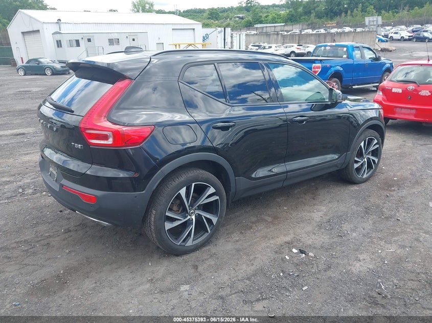 2019 Volvo Xc40 VIN YV4162UM0K2085860 IAAI salvage auction — FRONT END, Salvage (Pennsylvania), sold $8,300 on 2026-07-21 (photo 4)