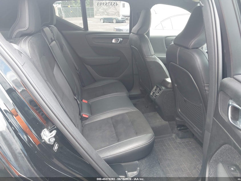 2019 Volvo Xc40 VIN YV4162UM0K2085860 IAAI salvage auction — FRONT END, Salvage (Pennsylvania), sold $8,300 on 2026-07-21 (photo 8)
