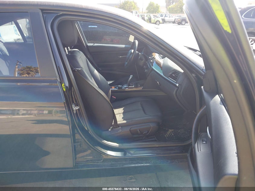 2014 BMW 3er VIN WBA3C1C50EK110430 IAAI salvage auction — NORMAL WEAR, Clear - Dealer Only (California), sold $625 on 2026-07-29 (photo 5)