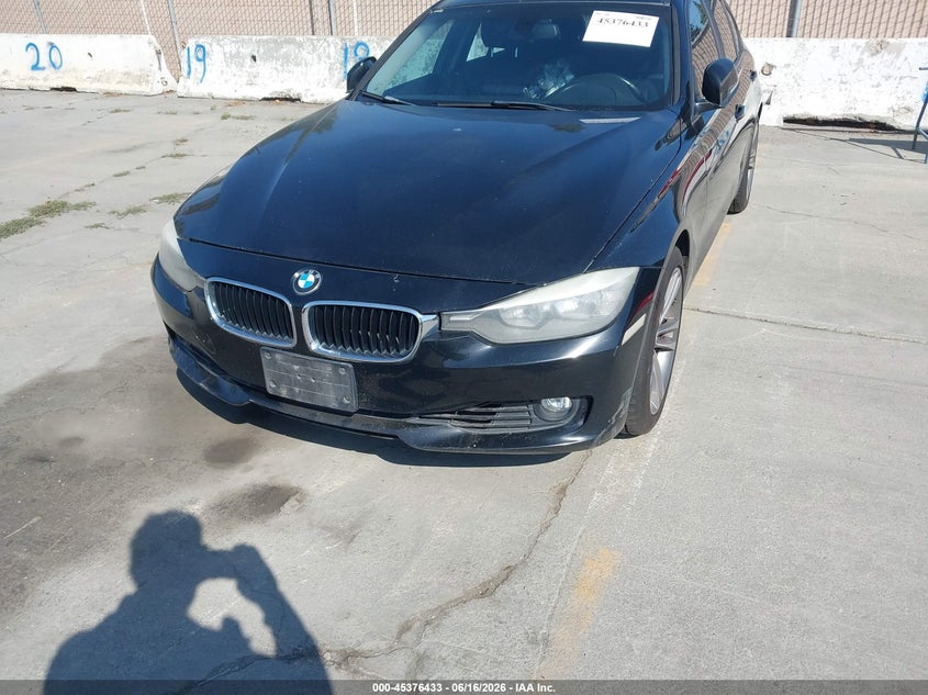 2014 BMW 3er VIN WBA3C1C50EK110430 IAAI salvage auction — NORMAL WEAR, Clear - Dealer Only (California), sold $625 on 2026-07-29 (photo 6)