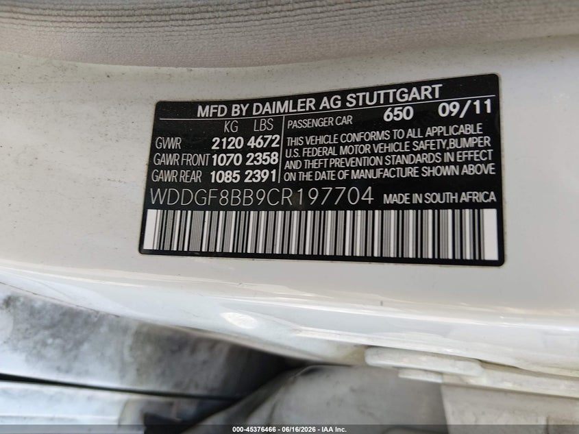 2012 Mercedes-benz C-klasse VIN WDDGF8BB9CR197704 IAAI salvage auction — SIDE, Salvage - Greater Than 75% (Maryland), sold $225 on 2026-07-30 (photo 9)