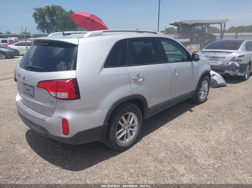 2014 Kia Sorento VIN 5XYKT3A69EG546673 IAAI salvage auction — FRONT END, Salvage (Louisiana), sold $2,600 on 2026-07-15 (photo 4)
