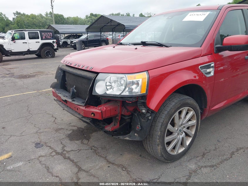 2012 Land rover Lr2 VIN SALFR2BN1CH311181 IAAI salvage auction — FRONT END, Salvage (Connecticut), sold $400 on 2026-07-09 (photo 6)