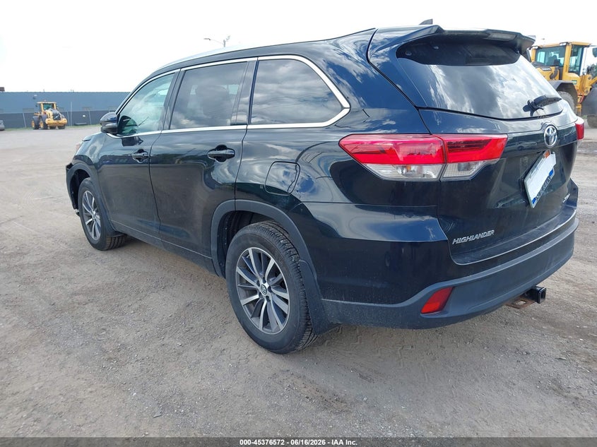 2017 Toyota Highlander VIN 5TDJZRFH0HS475099 IAAI salvage auction — LEFT FRONT, Clear (Michigan), sold $10,425 on 2026-07-23 (photo 3)