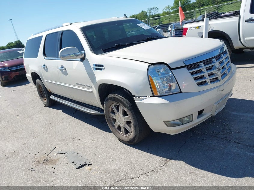 2009 Cadillac Escalade esv VIN 1GYFK26289R121077 IAAI salvage auction — NORMAL WEAR, Regular Certificate (Iowa), sold $675 on 2026-07-21 (photo 1)