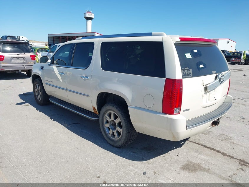 2009 Cadillac Escalade esv VIN 1GYFK26289R121077 IAAI salvage auction — NORMAL WEAR, Regular Certificate (Iowa), sold $675 on 2026-07-28 (photo 3)