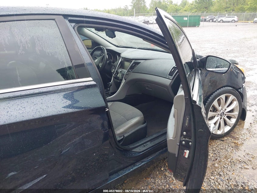 2012 Hyundai Sonata VIN 5NPEC4AB4CH476828 IAAI salvage auction — RIGHT SIDE, Salvage (Mississippi), sold $275 on 2026-07-16 (photo 5)