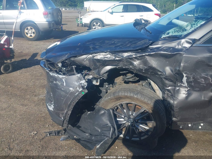 2017 Mazda Cx-5 VIN JM3KFBCL5H0134790 IAAI salvage auction — SIDE, Salvage (Massachusetts), sold $3,200 on 2026-07-17 (photo 6)
