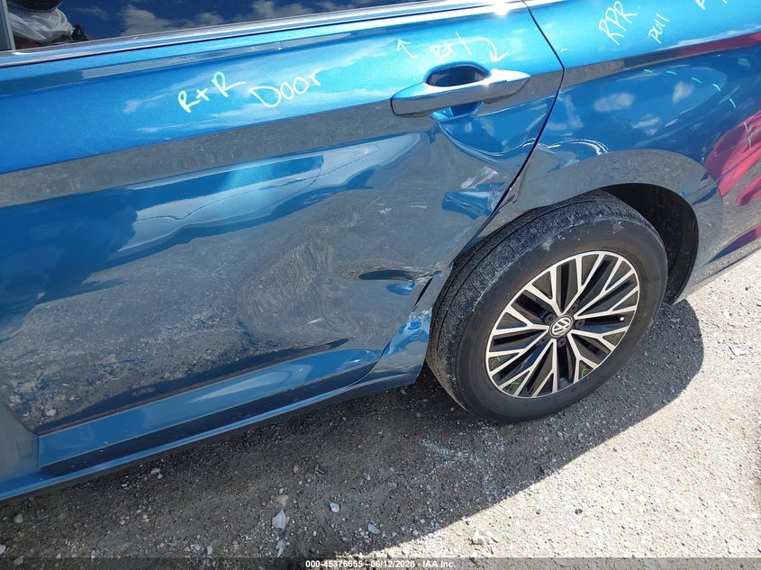 2021 Volkswagen Jetta VIN 3VWC57BU7MM101768 IAAI salvage auction — LEFT REAR, Salvage Title, sold $3,700 on 2026-08-25 (photo 6)