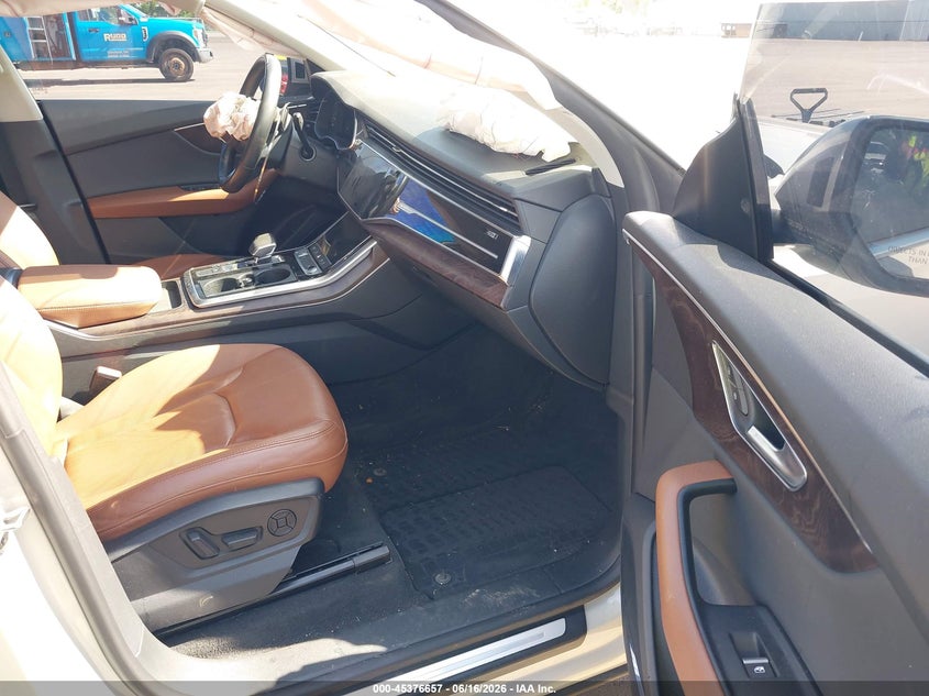 2020 Audi Q8 VIN WA1BVAF13LD014028 IAAI salvage auction — FRONT END, Salvage Title, sold $10,200 on 2026-08-01 (photo 5)