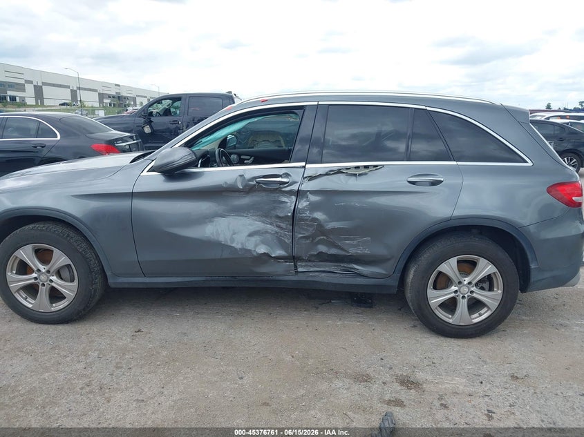 2016 Mercedes-benz Glc VIN WDC0G4KB9GF068770 IAAI salvage auction — LEFT SIDE, Original (Texas), sold $25 on 2026-07-28 (photo 6)