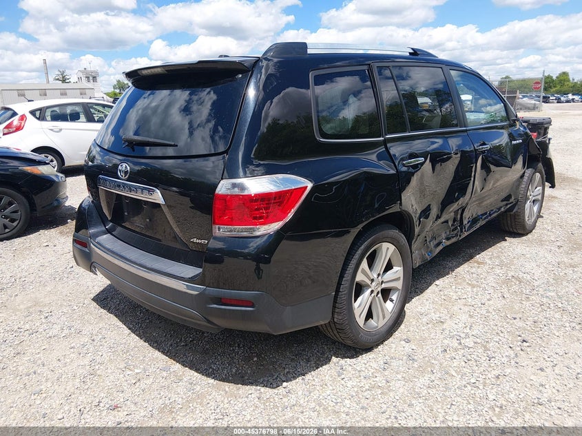 2013 Toyota Highlander VIN 5TDDK3EH8DS277560 IAAI salvage auction — ROLLOVER, Bill Of Sale Destruction Only - Salvage (Ohio), sold $1,150 on 2026-07-21 (photo 4)