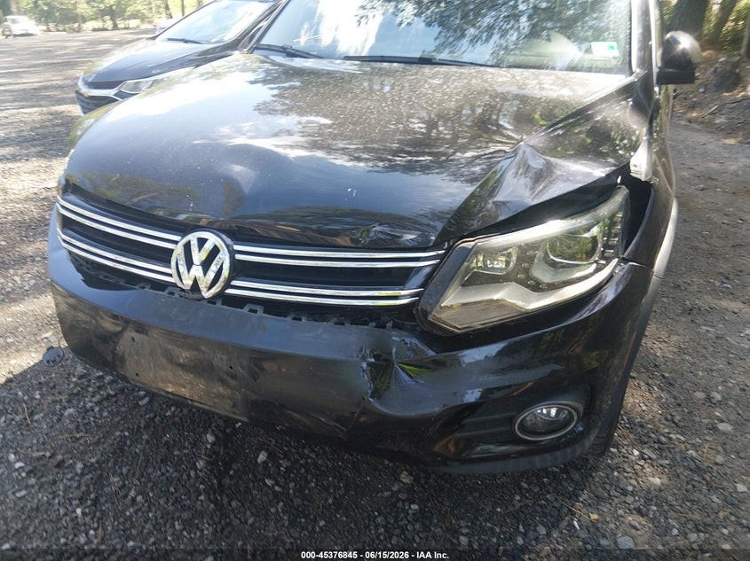 2017 Volkswagen Tiguan VIN WVGUV7AX9HK020248 IAAI salvage auction — FRONT END, Salvage Title, sold $3,350 on 2026-07-25 (photo 6)