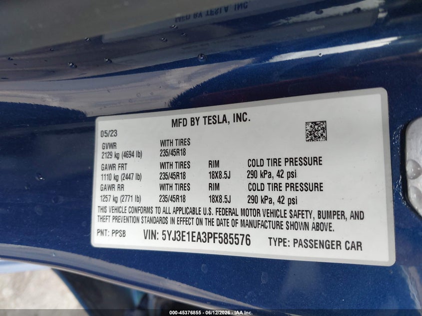 2023 Tesla Model 3 VIN 5YJ3E1EA3PF585576 IAAI salvage auction — RIGHT REAR, Salvage Title, sold $8,000 on 2026-08-03 (photo 9)