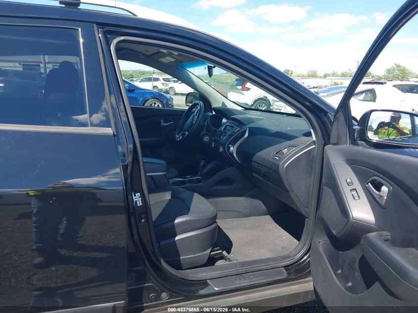 2012 Hyundai Tucson VIN KM8JUCAC5CU541850 IAAI salvage auction — NORMAL WEAR, Clear (New Jersey), sold $1,350 on 2026-07-13 (photo 5)