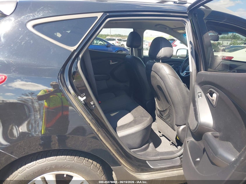 2012 Hyundai Tucson VIN KM8JUCAC5CU541850 IAAI salvage auction — NORMAL WEAR, Clear (New Jersey), sold $1,350 on 2026-07-13 (photo 8)